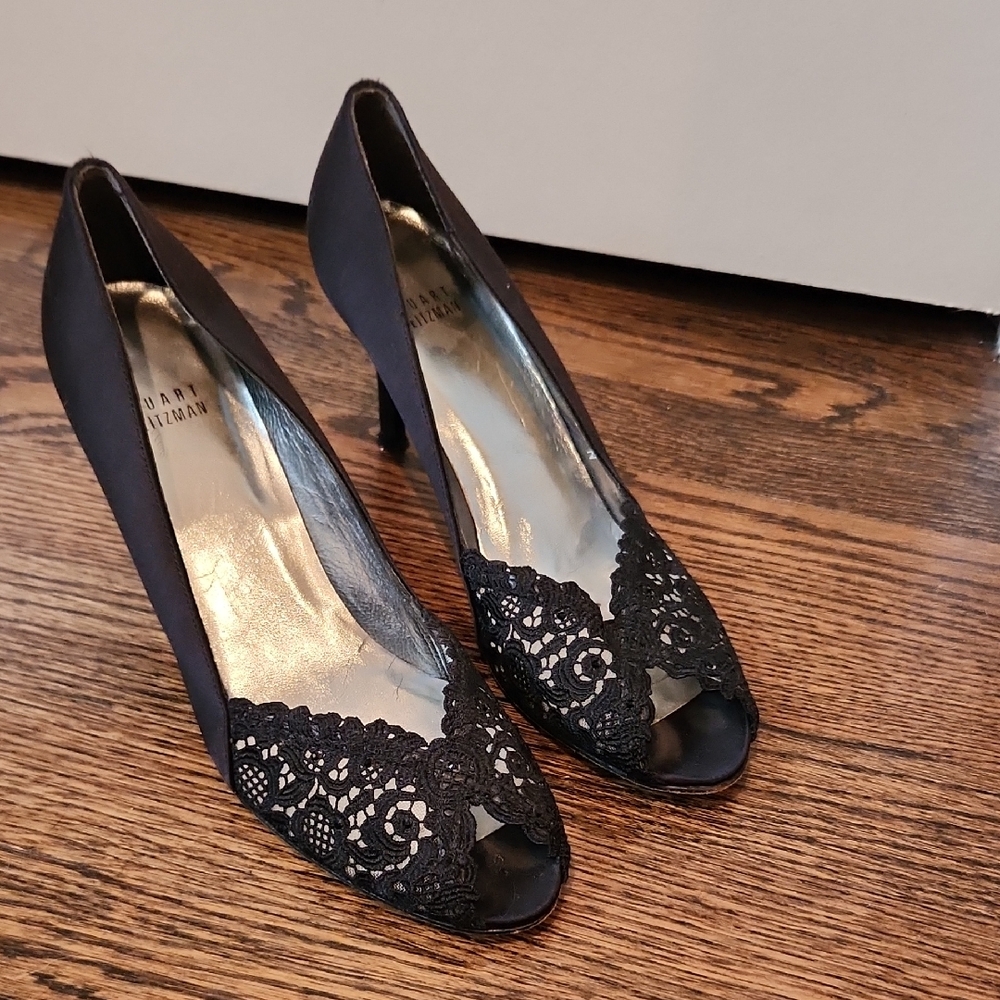 Stuart Weitzman Black Lace and Beading Satin Peep-Toe Heels - 8 Narrow